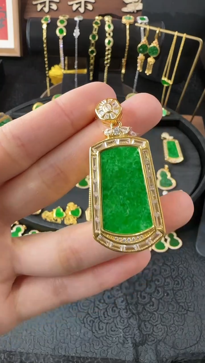 【闪购商品】翡翠吊坠(不含链)银S925镶嵌吊坠