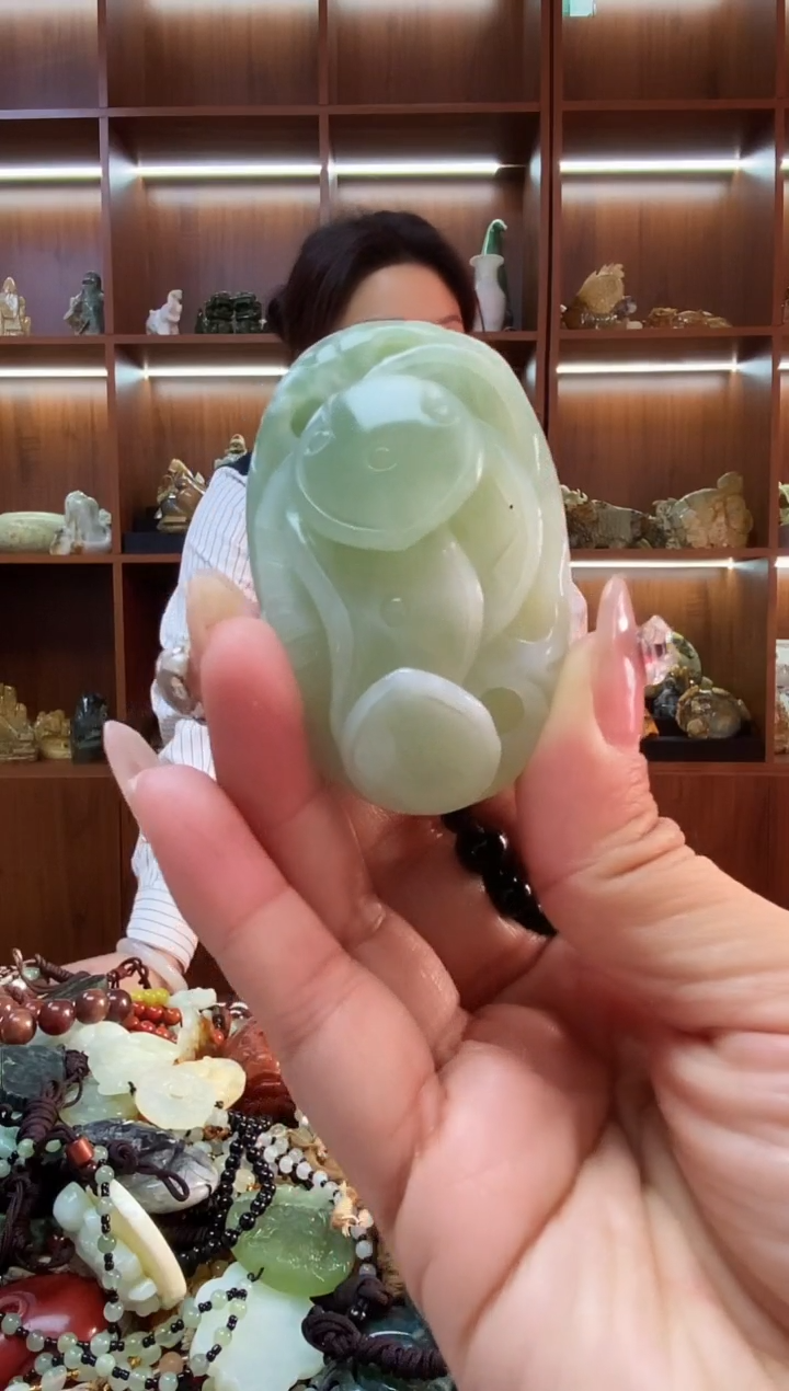 未镶嵌蛇纹石玉手把   