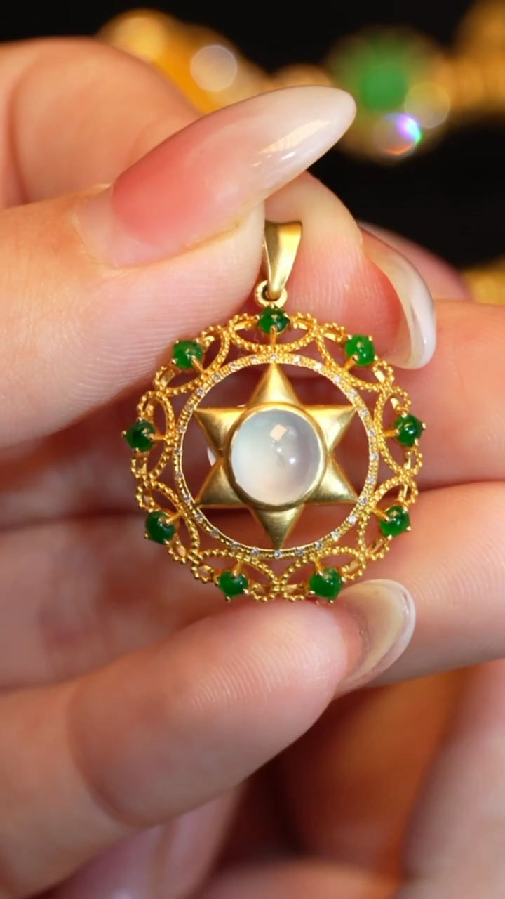 翡翠18K金镶嵌吊坠(不含链)吊坠