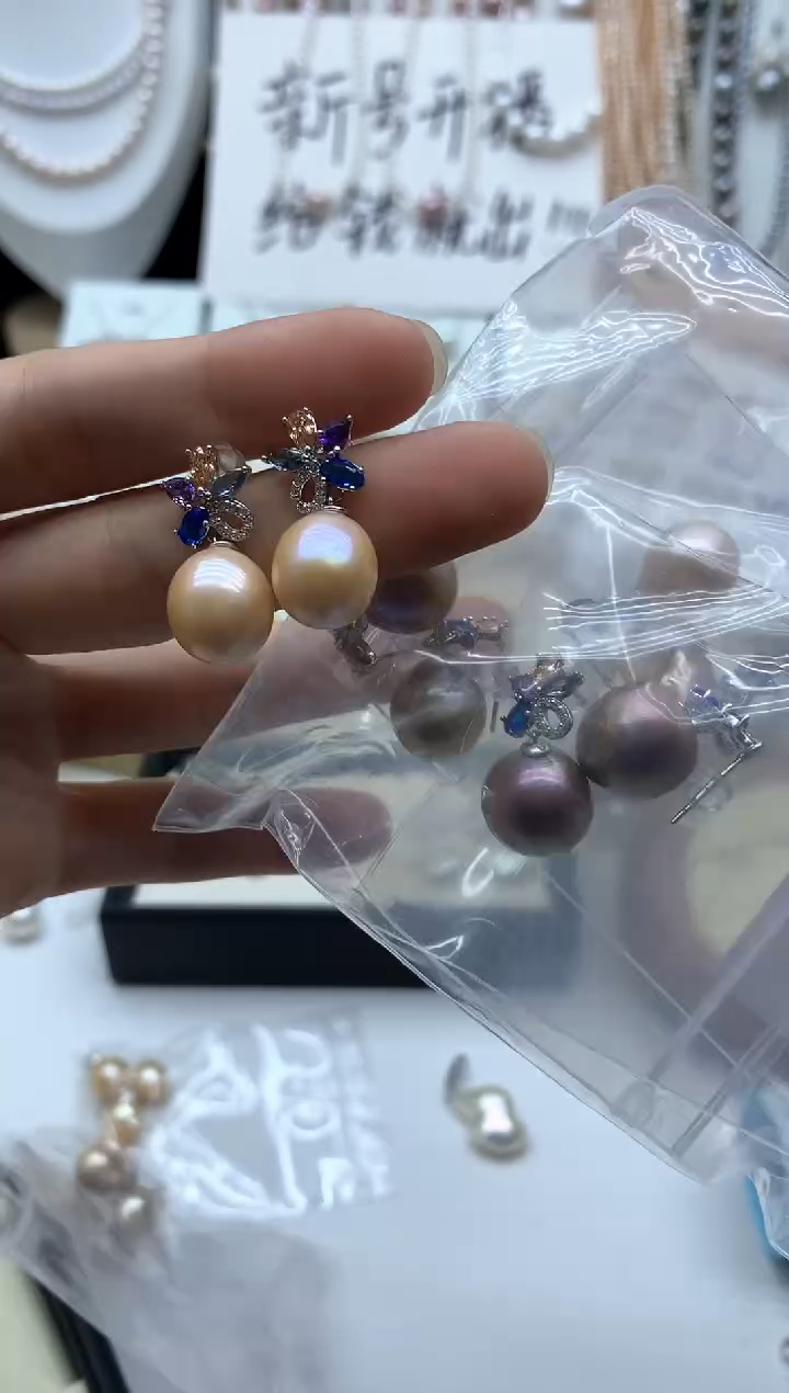 银S925镶嵌耳饰淡水珍珠多样性发其一
