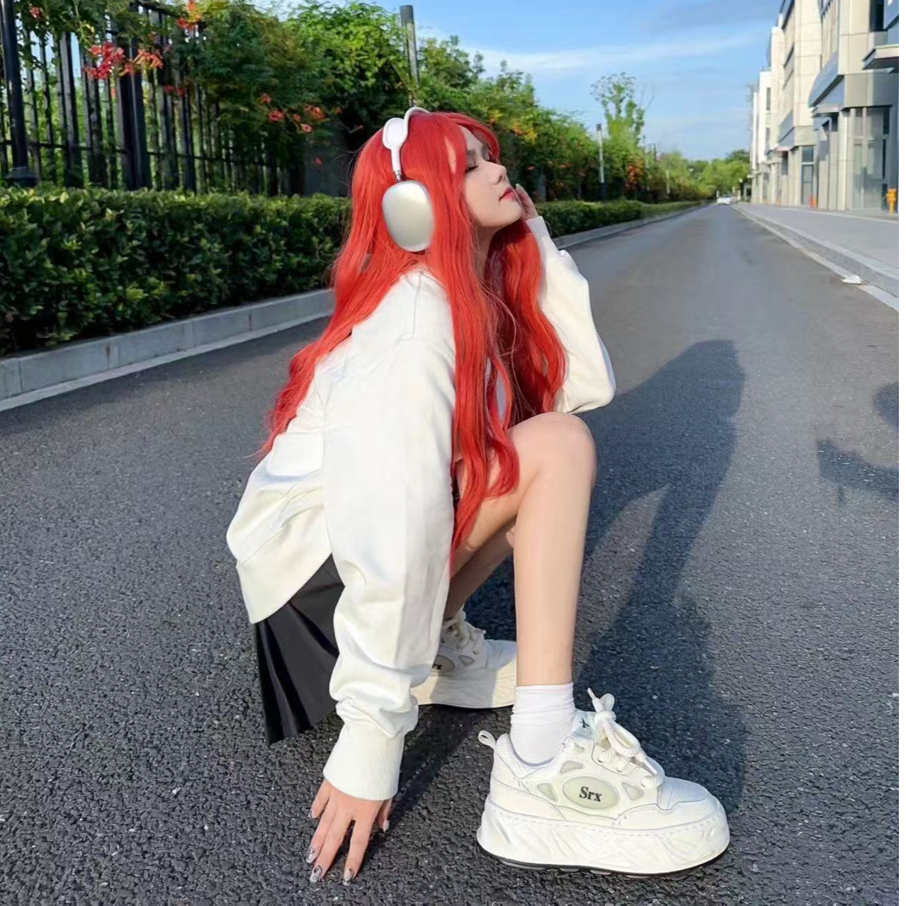 春秋季男女同款情侣背标老花圆领复古运动时尚卫衣 5