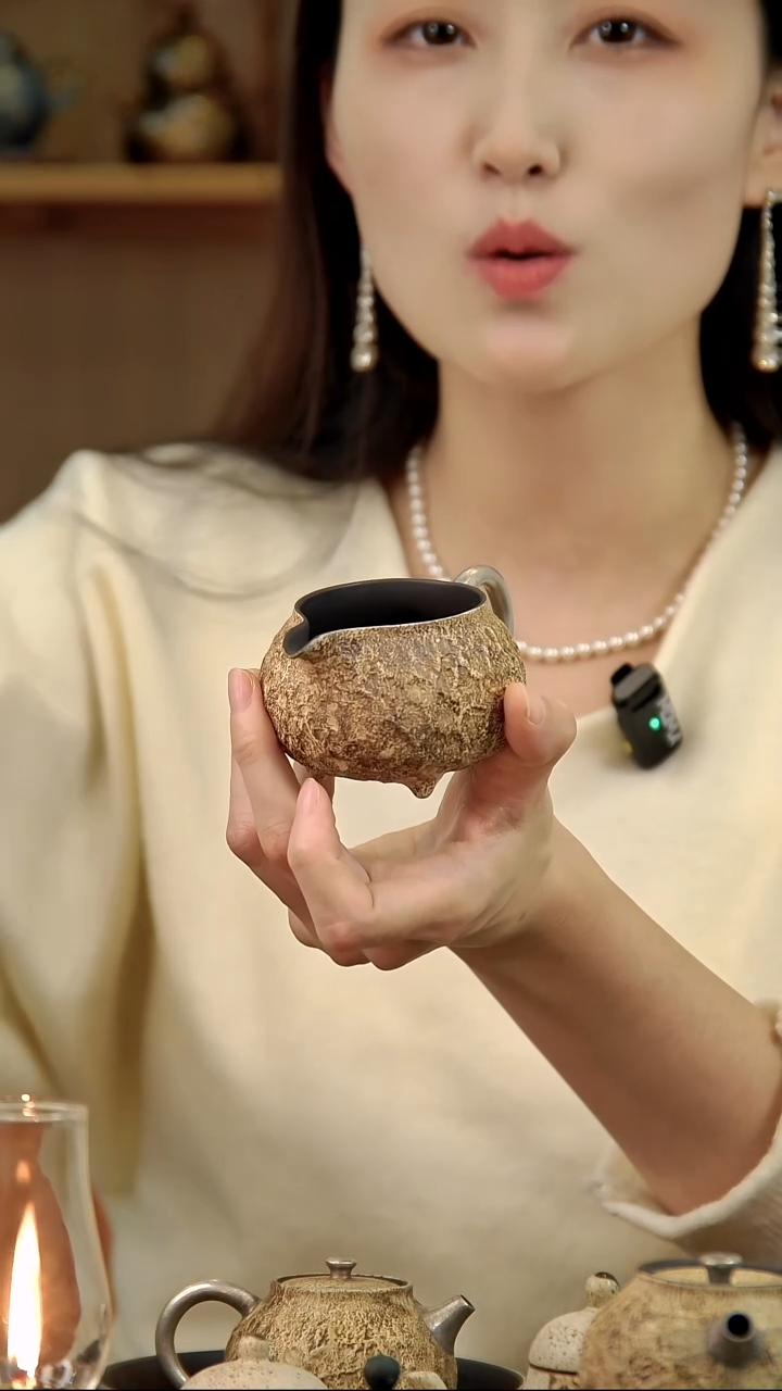 言野手作 粉引仿古三足公道杯