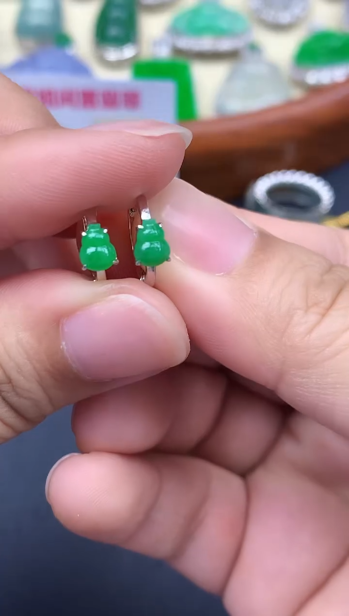 18K金镶嵌翡翠耳饰307-中国好珍宝