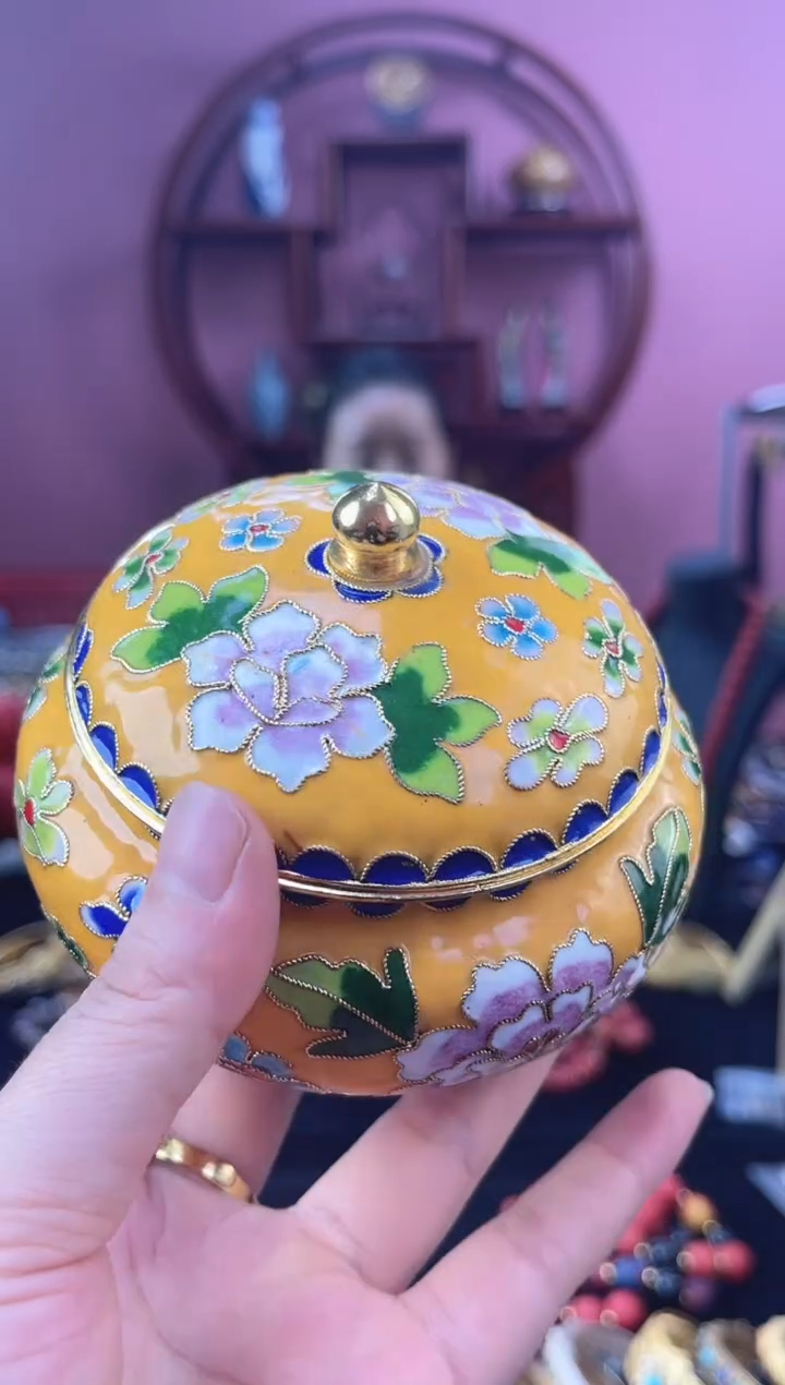 非遗 景泰蓝花丝盖罐 黄色