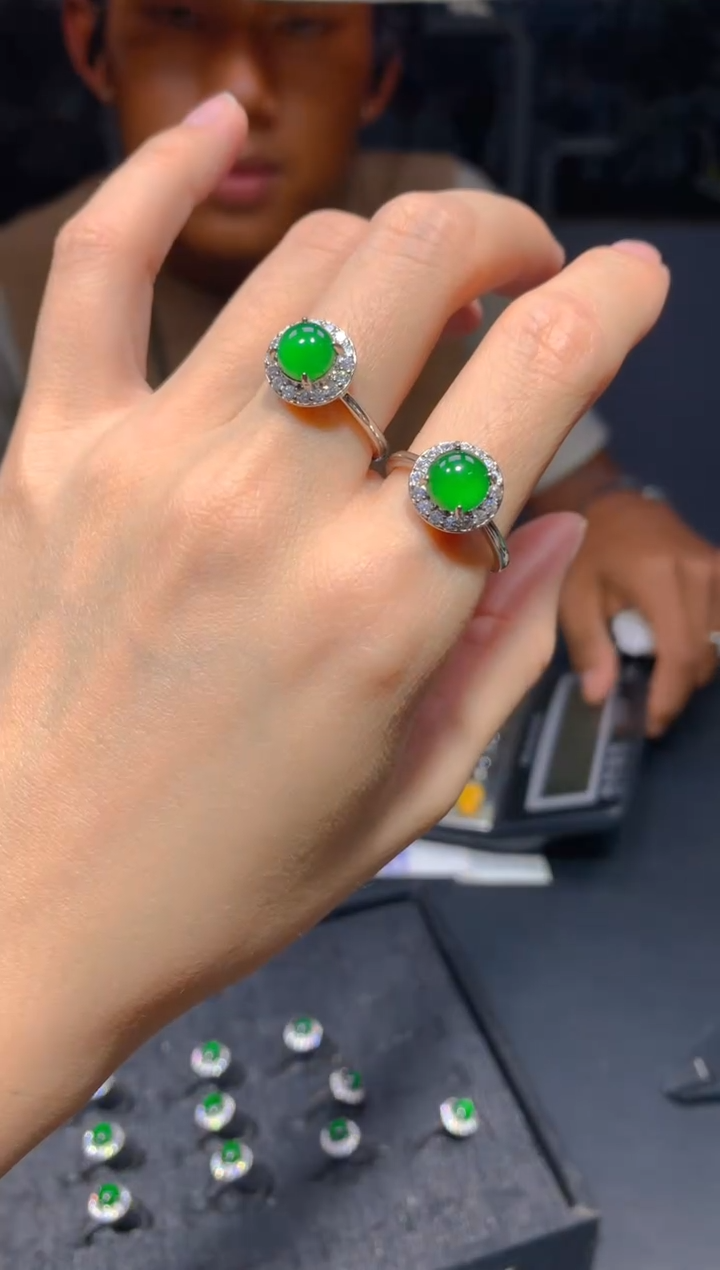 【闪购商品】定制翡翠未镶嵌57多样性发货(发其一）