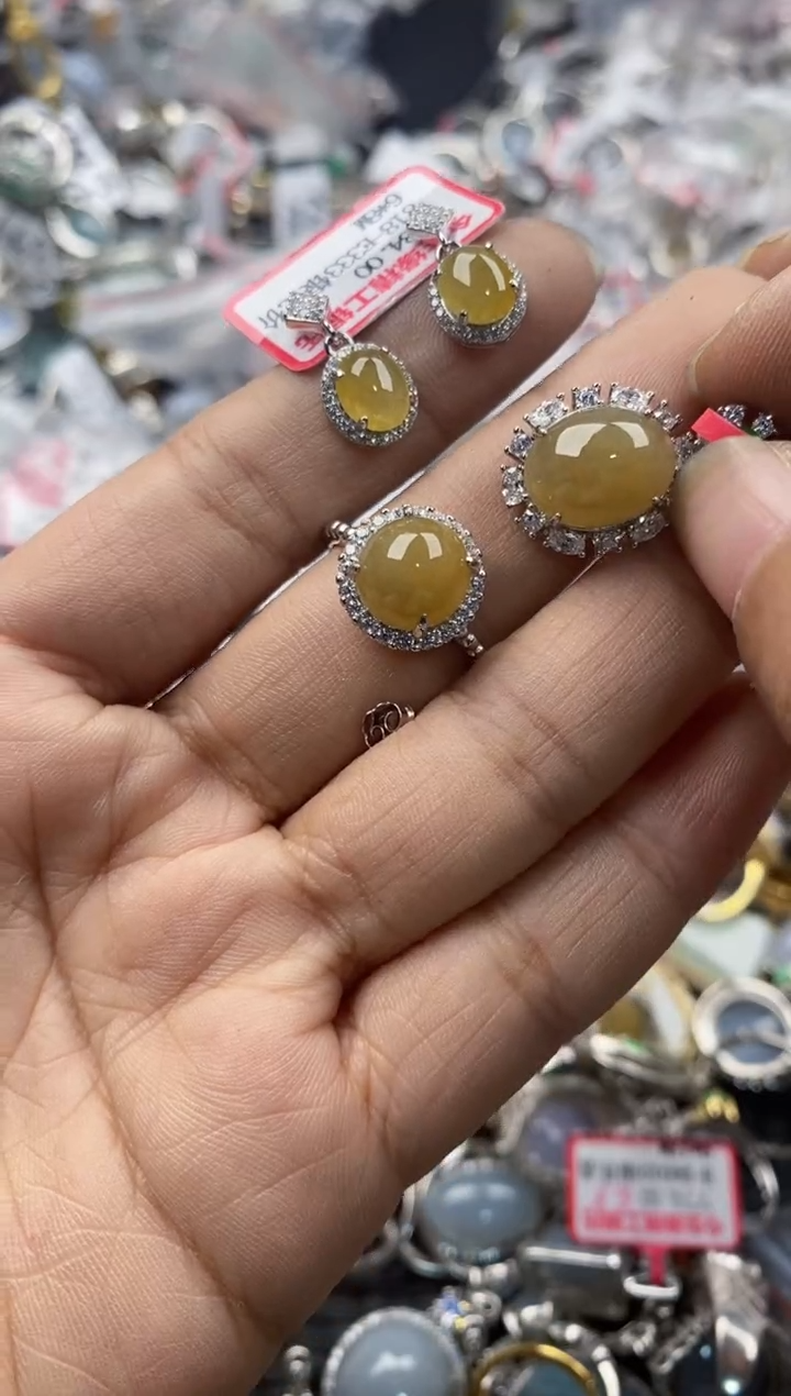 银S925镶嵌戒指翡翠555               7