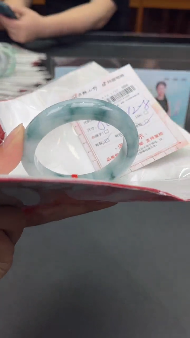 【闪购商品】定制翡翠未镶嵌天然缅甸翡翠手镯290