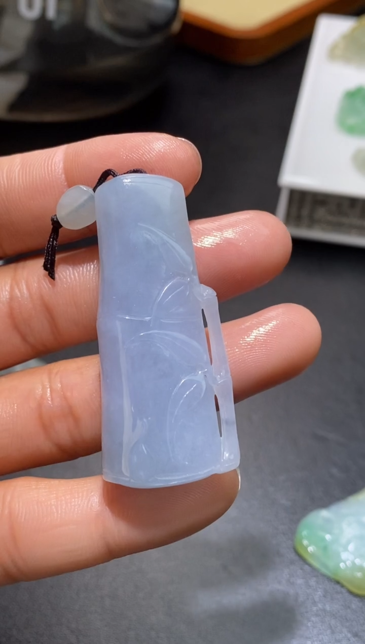 【闪购商品】定制翡翠未镶嵌翡翠毛货~