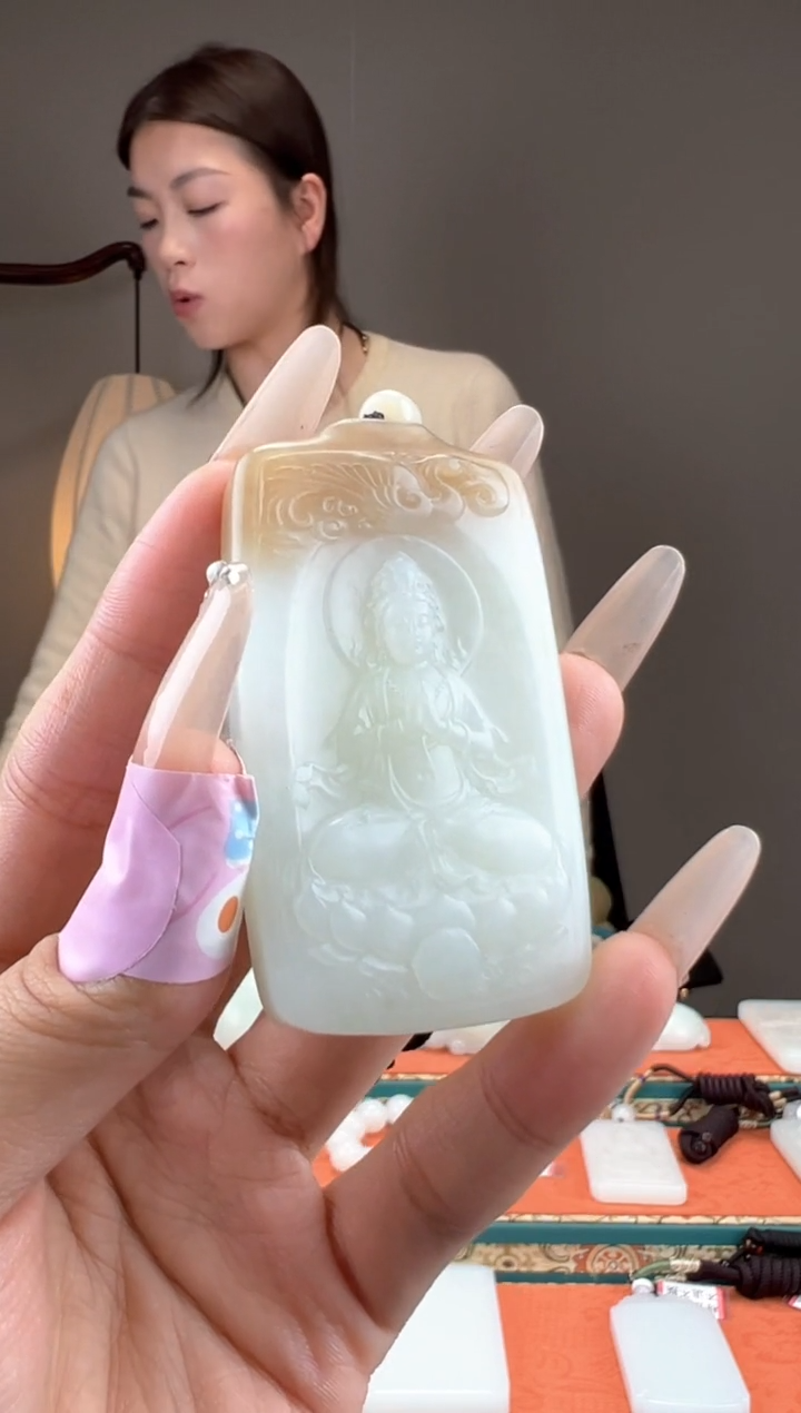 【闪购商品】和田玉颈饰未镶嵌1