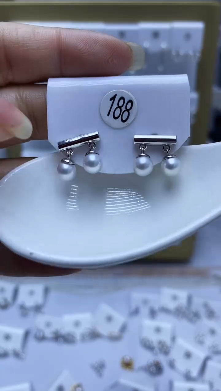 银S925镶嵌耳饰淡水珍珠188