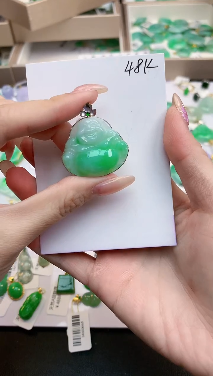 颈饰18K金镶嵌翡翠天然缅甸A货翡翠