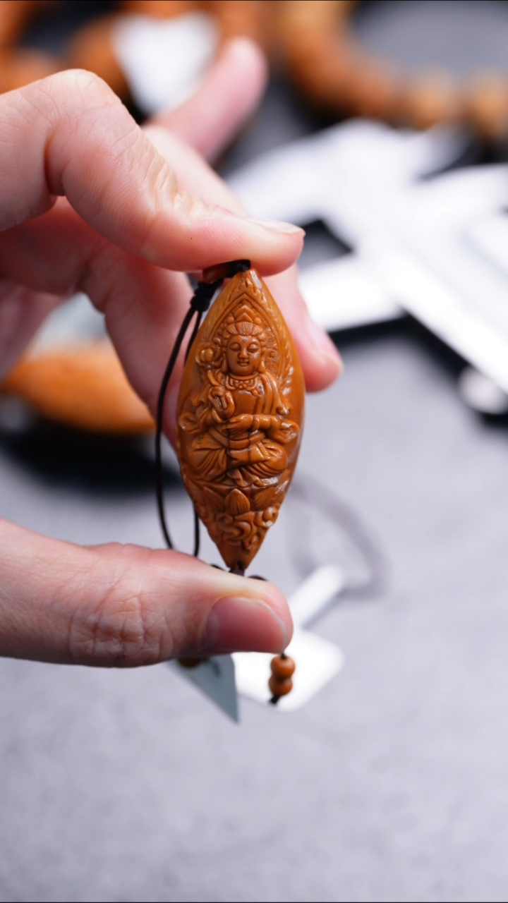 【闪购商品】橄榄核吊坠橄榄核