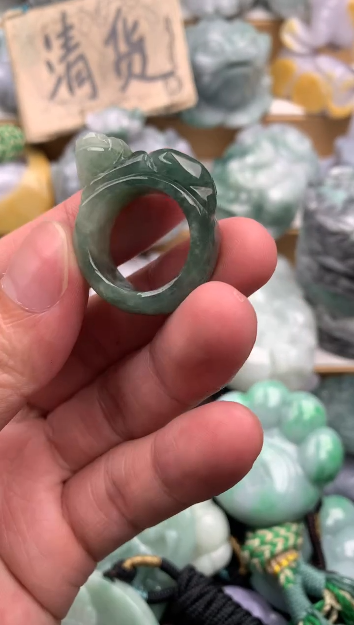 吊坠(不含链)未镶嵌翡翠1