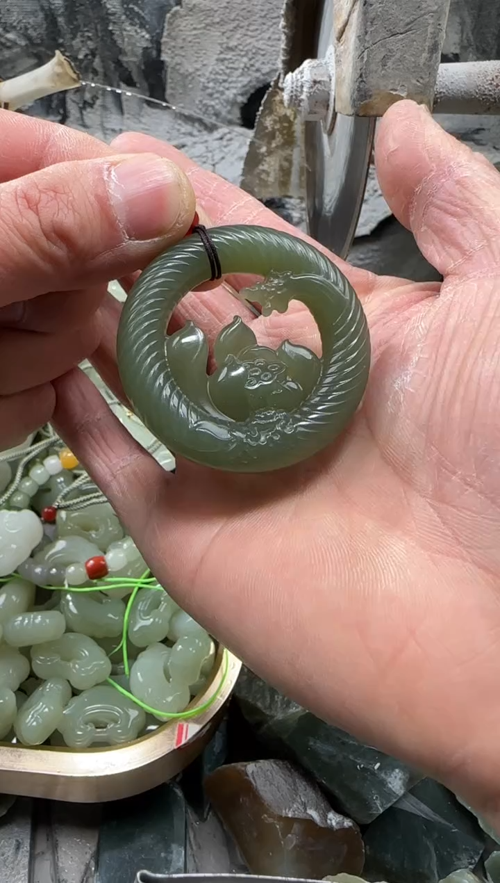 【闪购商品】和田玉颈饰未镶嵌吊坠