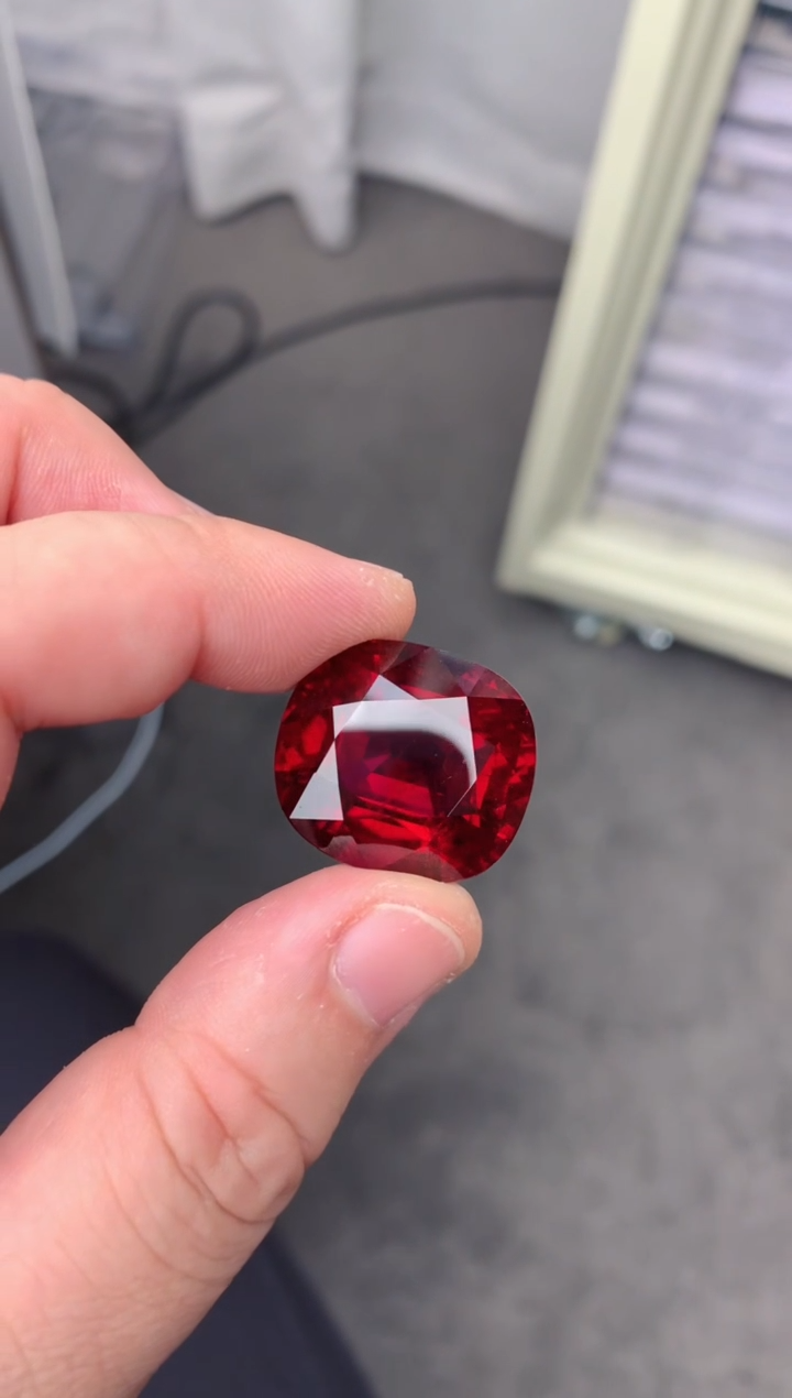 【闪购商品】碧玺裸石未镶嵌50ct卢比来碧玺