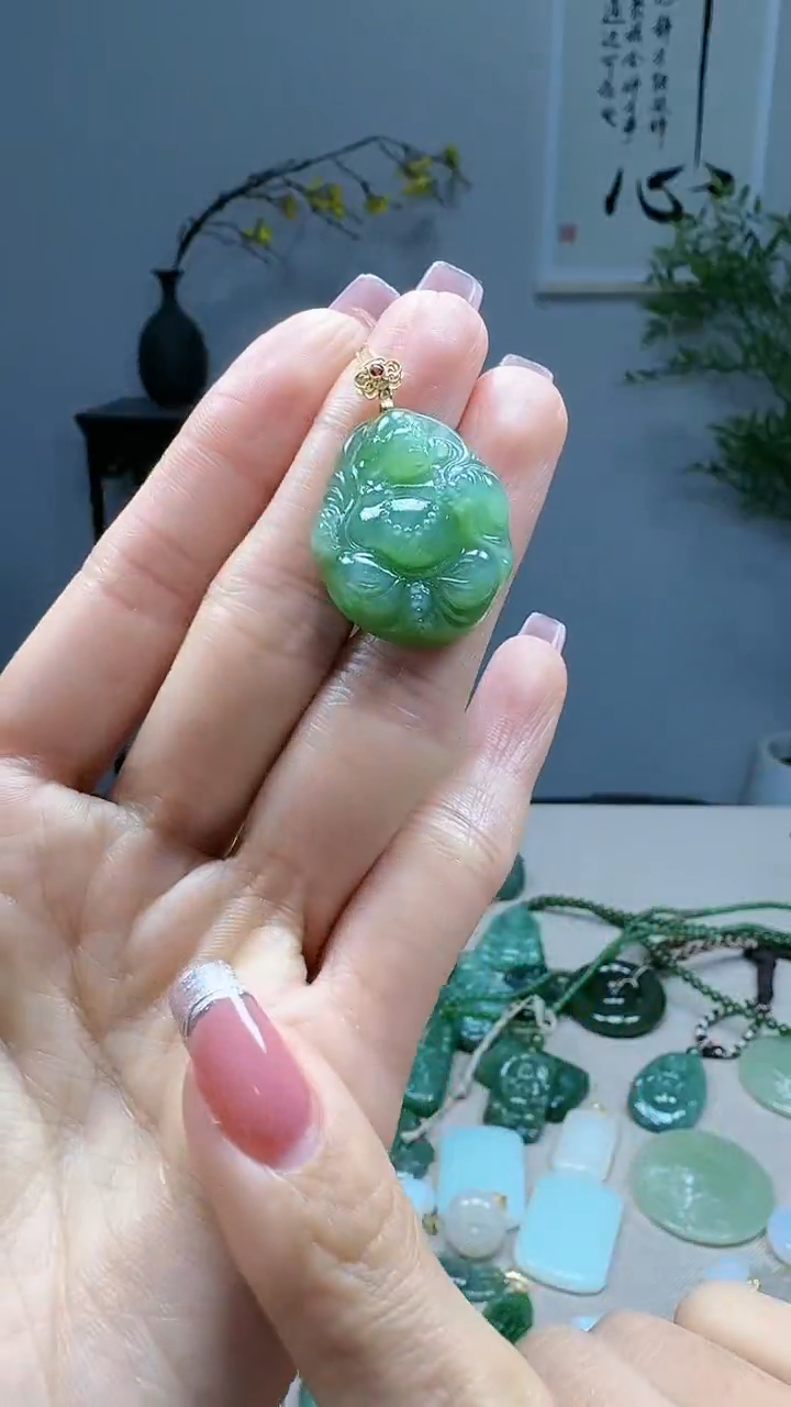 吊坠(不含链)18K金镶嵌和田玉1