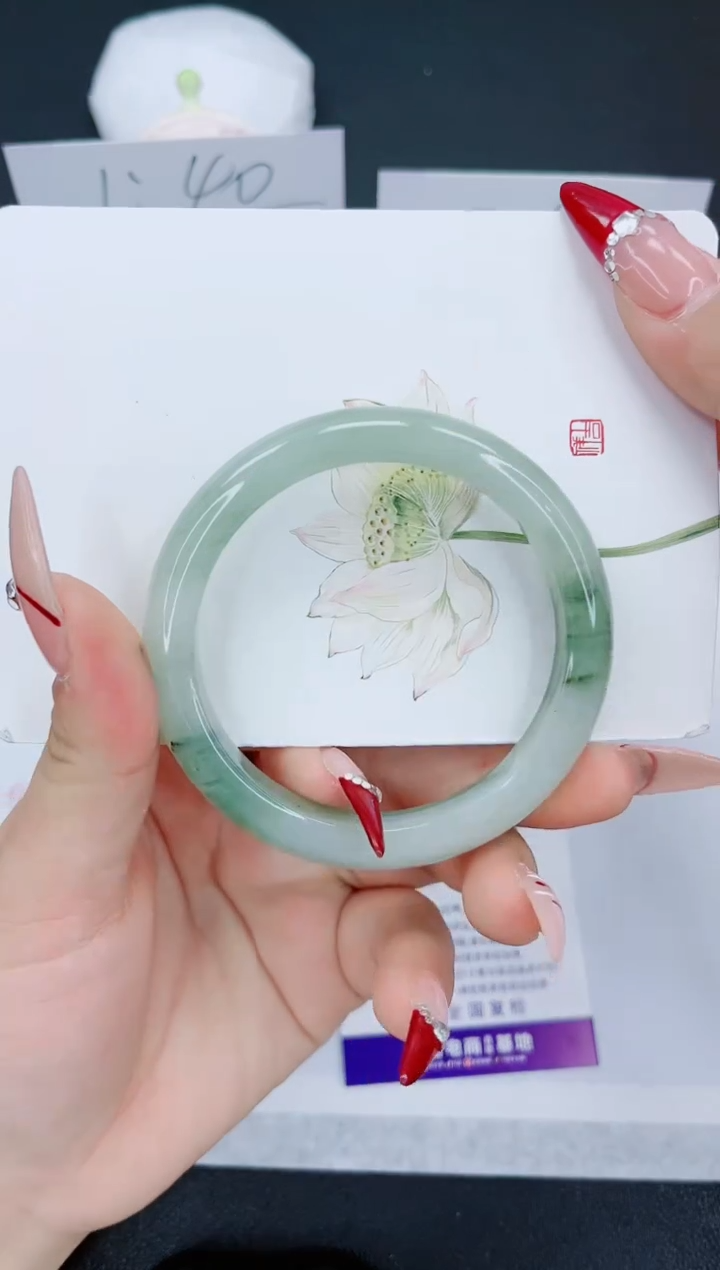 【闪购商品】石英质玉手镯未镶嵌256-55.5