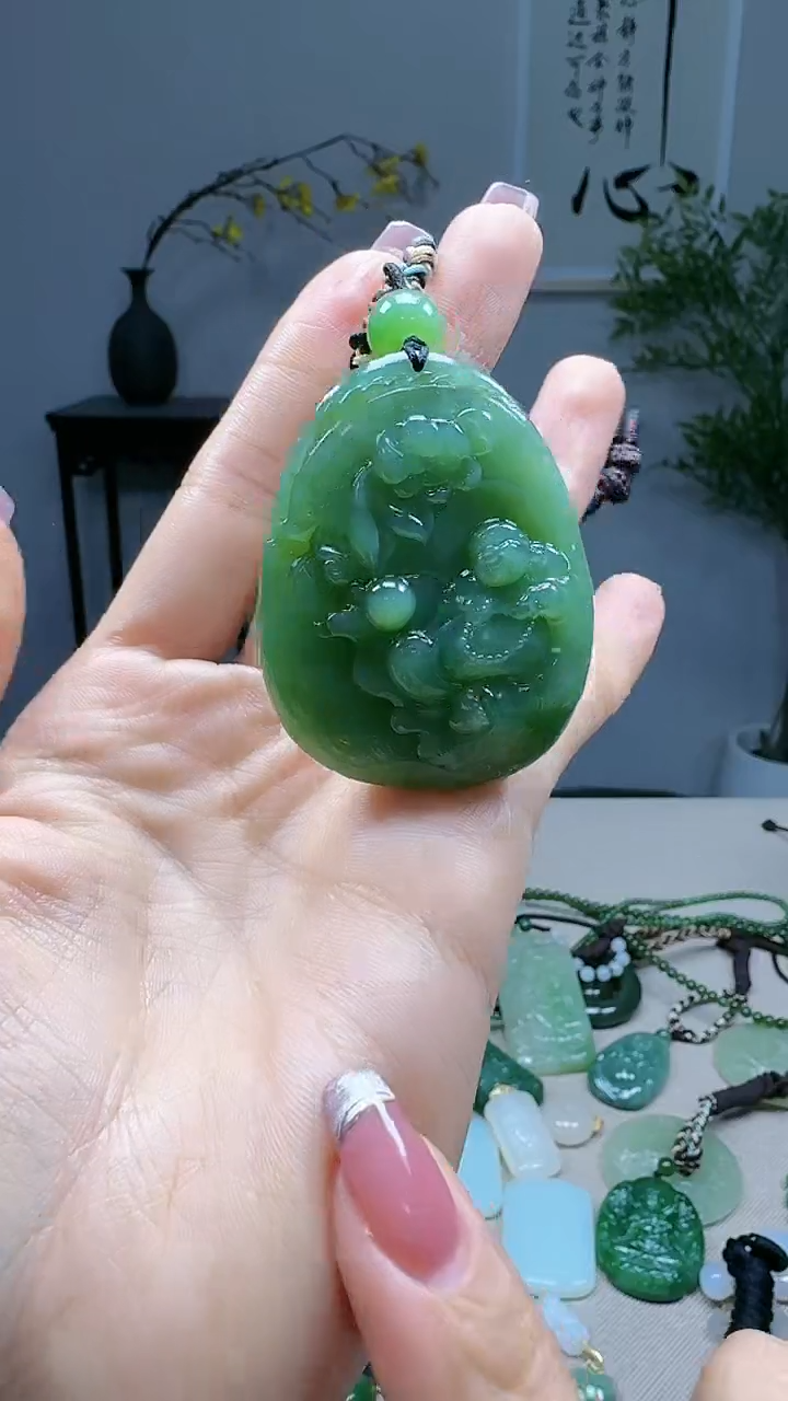 未镶嵌和田玉挂件1