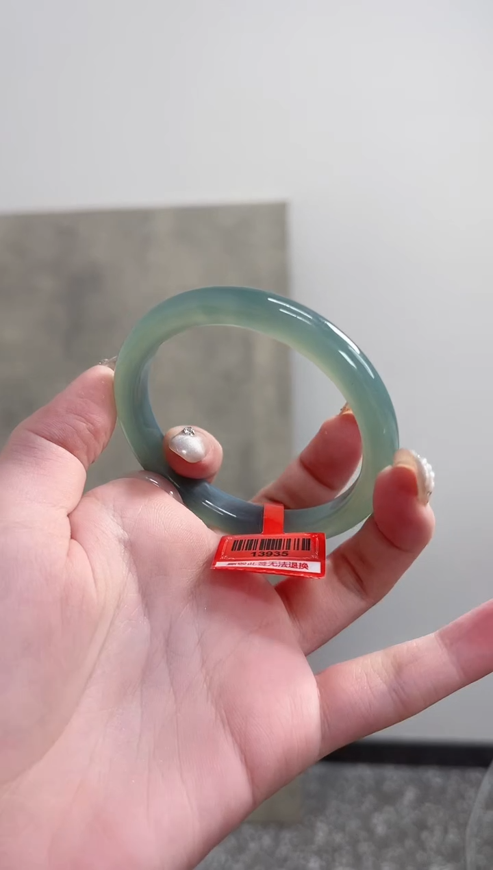 【闪购商品】玛瑙/玉髓手镯未镶嵌56圈 需要包容