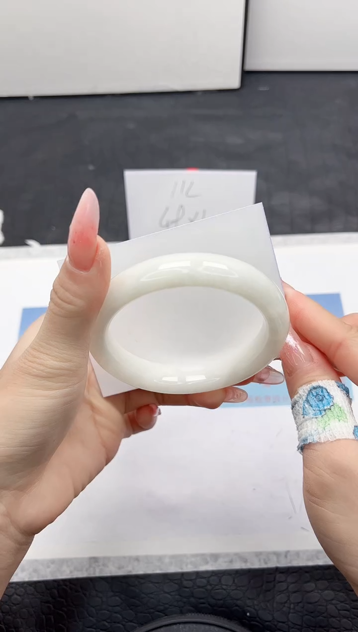 【闪购商品】和田玉手镯未镶嵌30-59