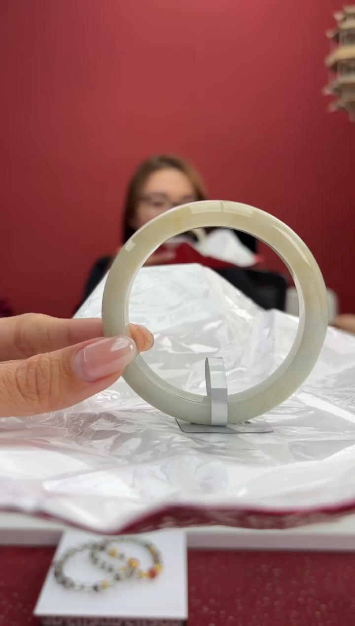 【闪购商品】翡翠手镯未镶嵌13手镯