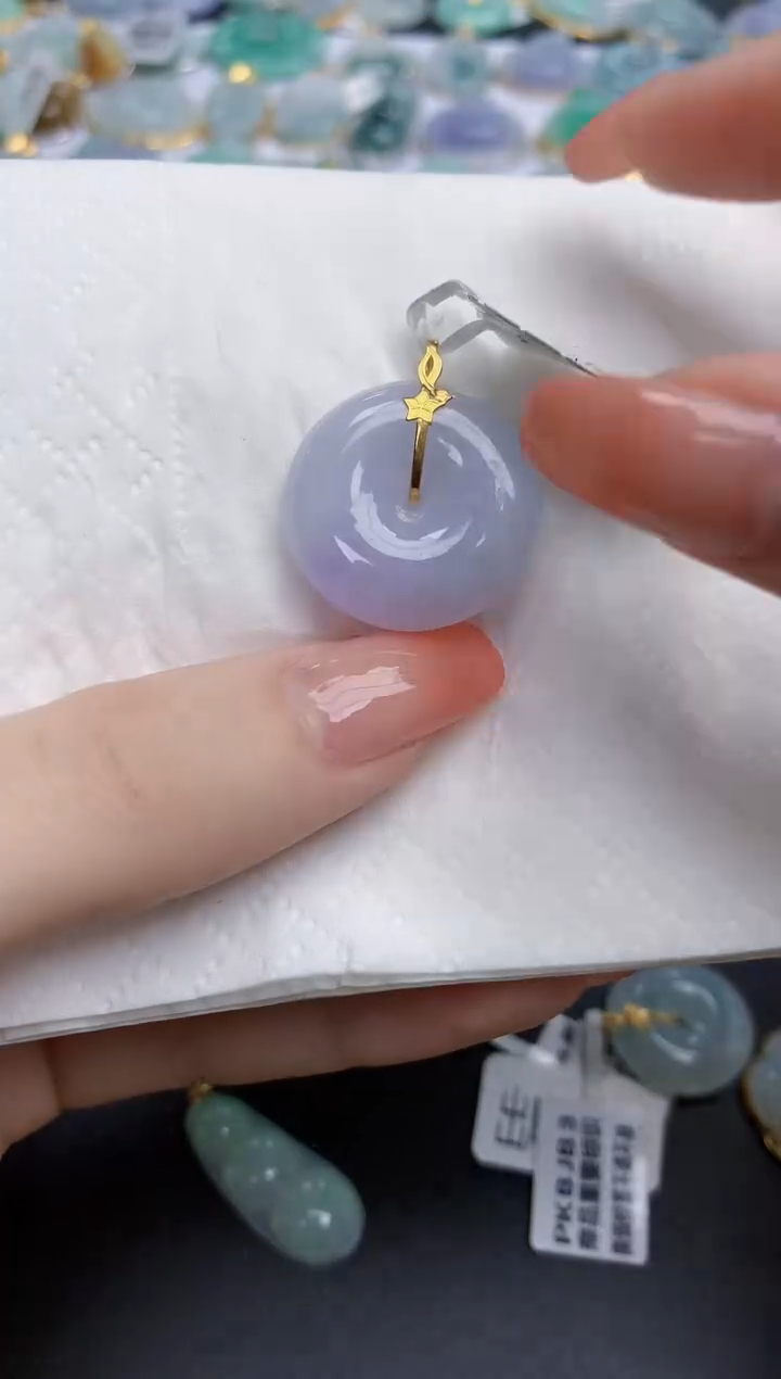 【闪购商品】翡翠颈饰未镶嵌天然缅甸翡翠A货