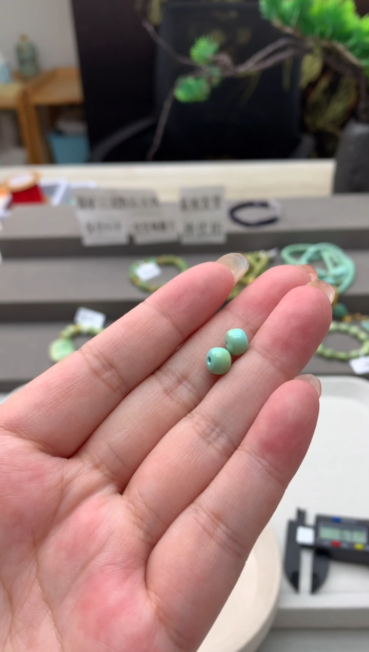 绿松石未镶嵌单珠一对(多样发一对）E95