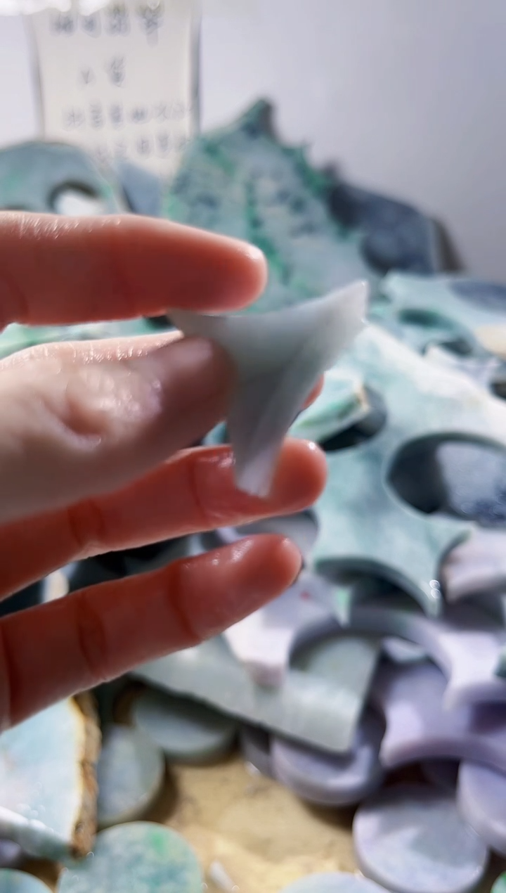 翡翠裸石缅甸翡翠A货柠3809