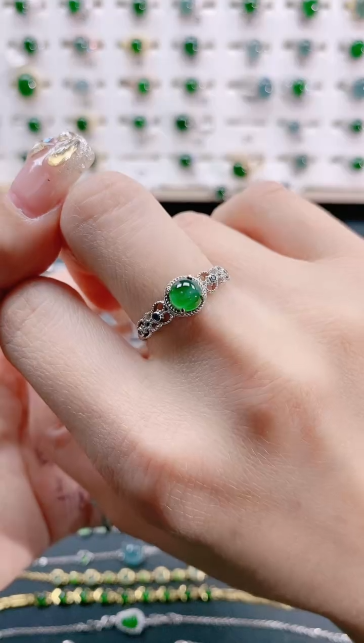 【闪购商品】翡翠戒指银S925镶嵌天然翡翠