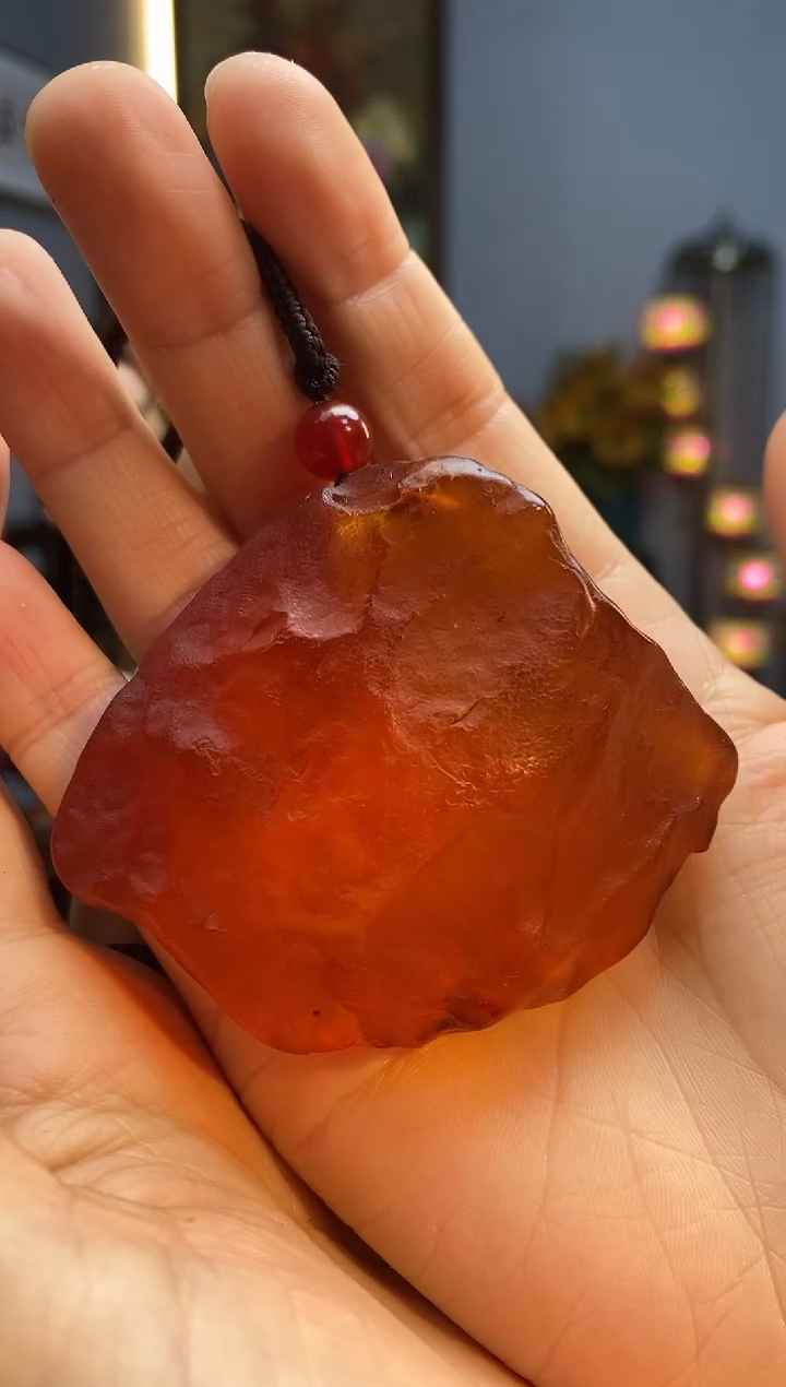 琥珀颈饰未镶嵌吊坠