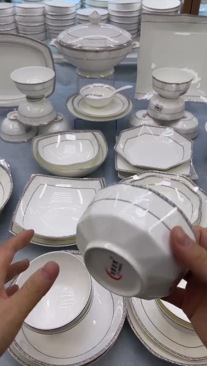 骨瓷玲珑4.5钻石6个  