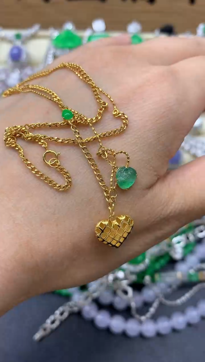 翡翠18K金镶嵌颈饰496中国好珍宝