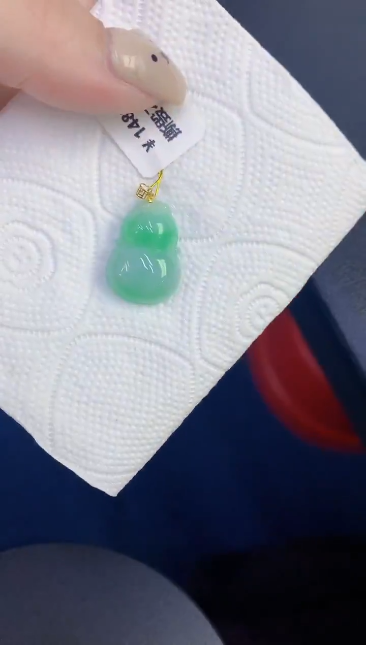 颈饰18K金镶嵌翡翠缅甸天然翡翠A货