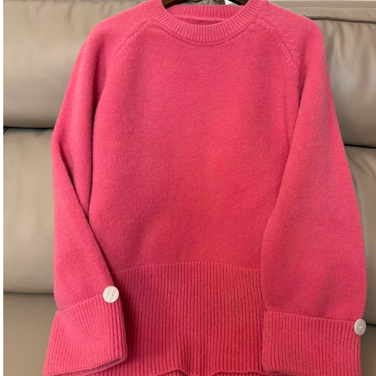 悦季精品（三色毛衣）时尚圆领落肩袖百搭简约毛衣