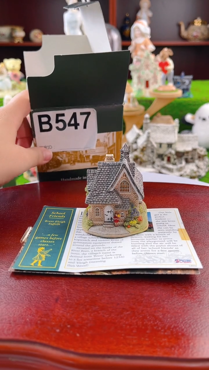 【闪购商品】紫砂茶宠中古小房子