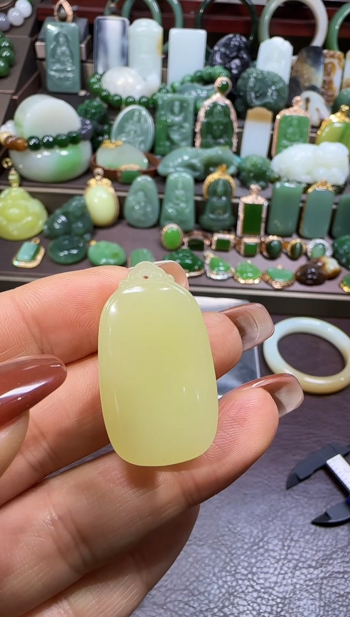 未镶嵌和田玉挂件雨**停【宏1223】87