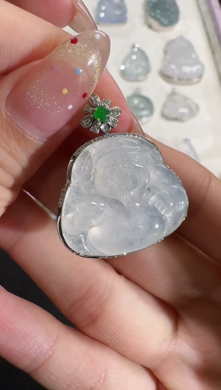 【闪购商品】翡翠吊坠(不含链)18K金镶嵌【源头工厂】钻石镶嵌