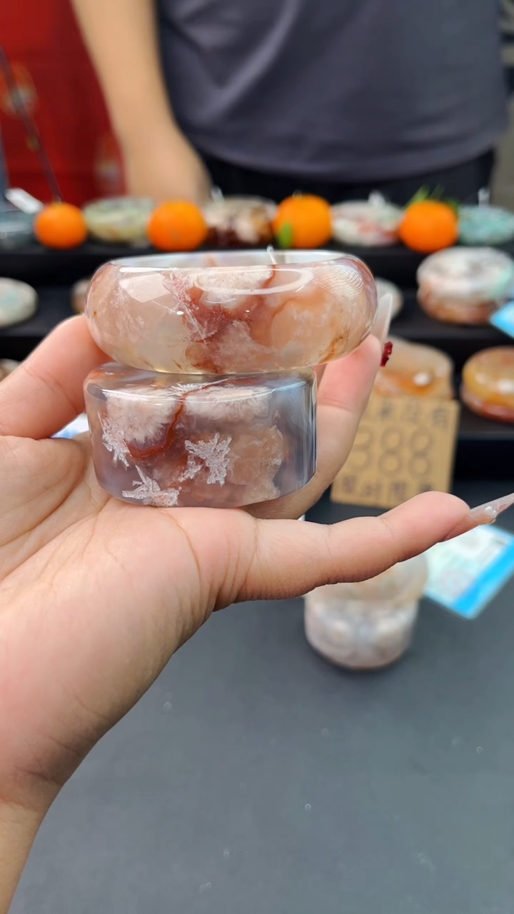 【闪购商品】石英质玉手镯未镶嵌赠送镯心（57圈口）