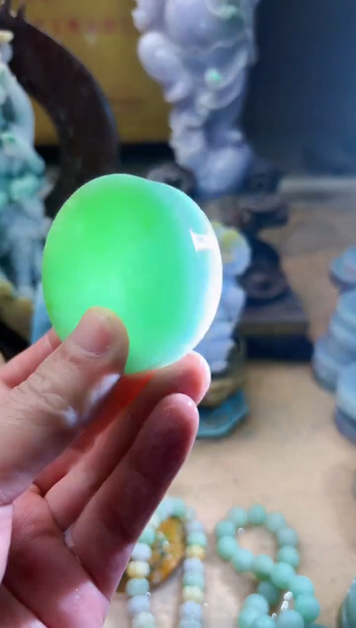 未镶嵌挂件翡翠A货张优9384