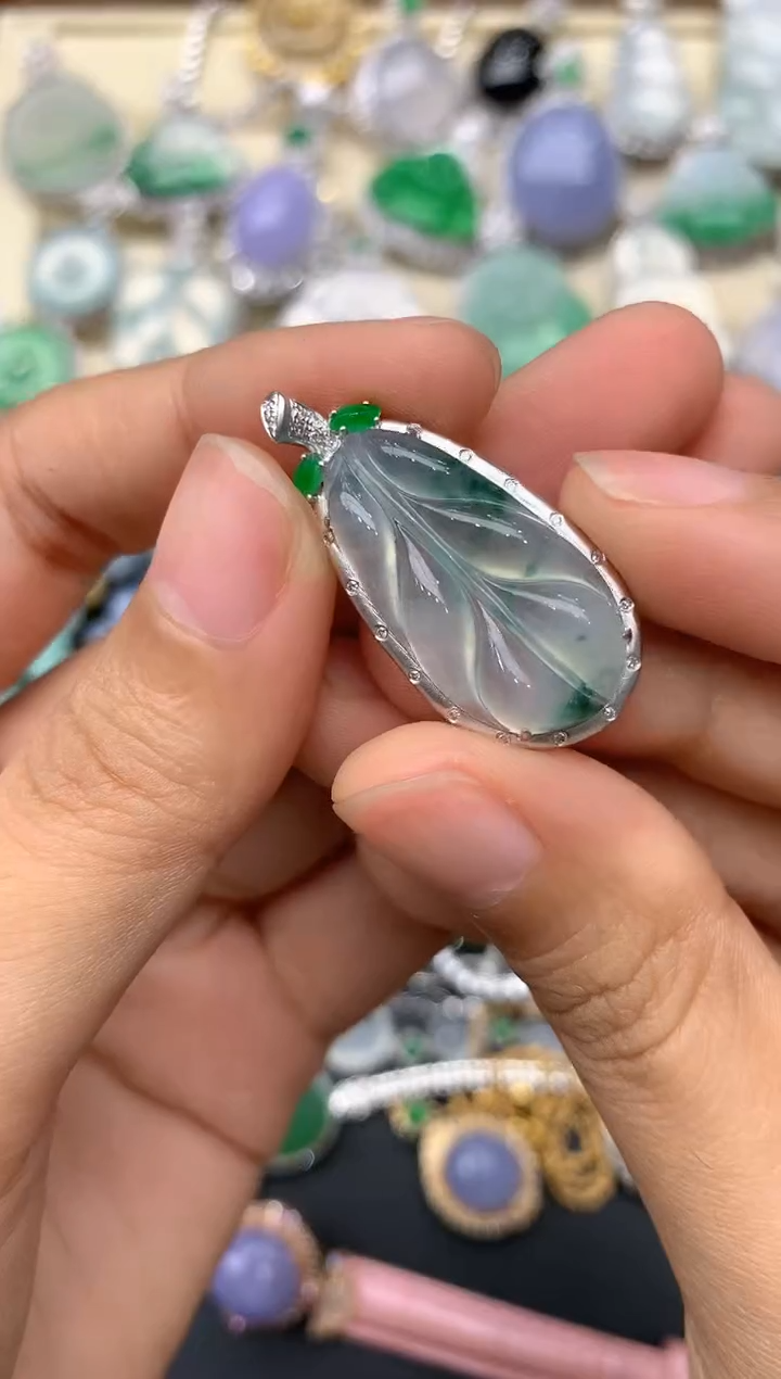 【闪购商品】翡翠颈饰18K金镶嵌207-中国好珍宝