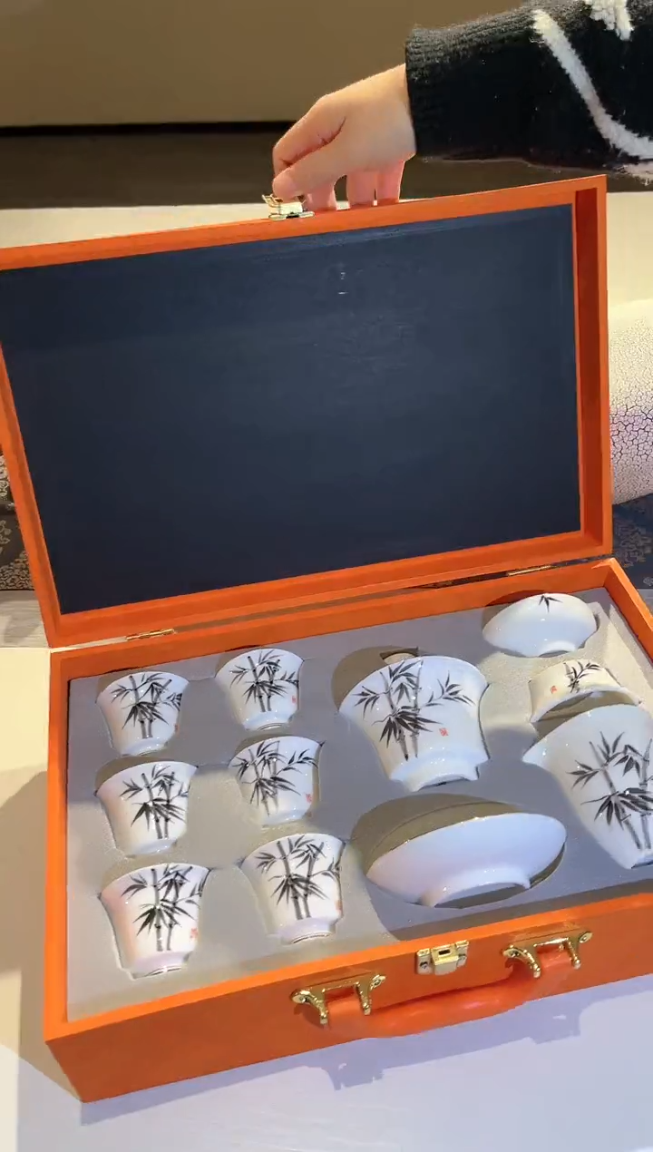 【闪购商品】摆件景德镇陶瓷手绘竹子茶具9头