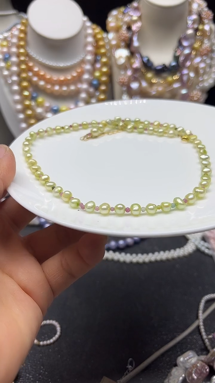 颈饰未镶嵌淡水珍珠多人