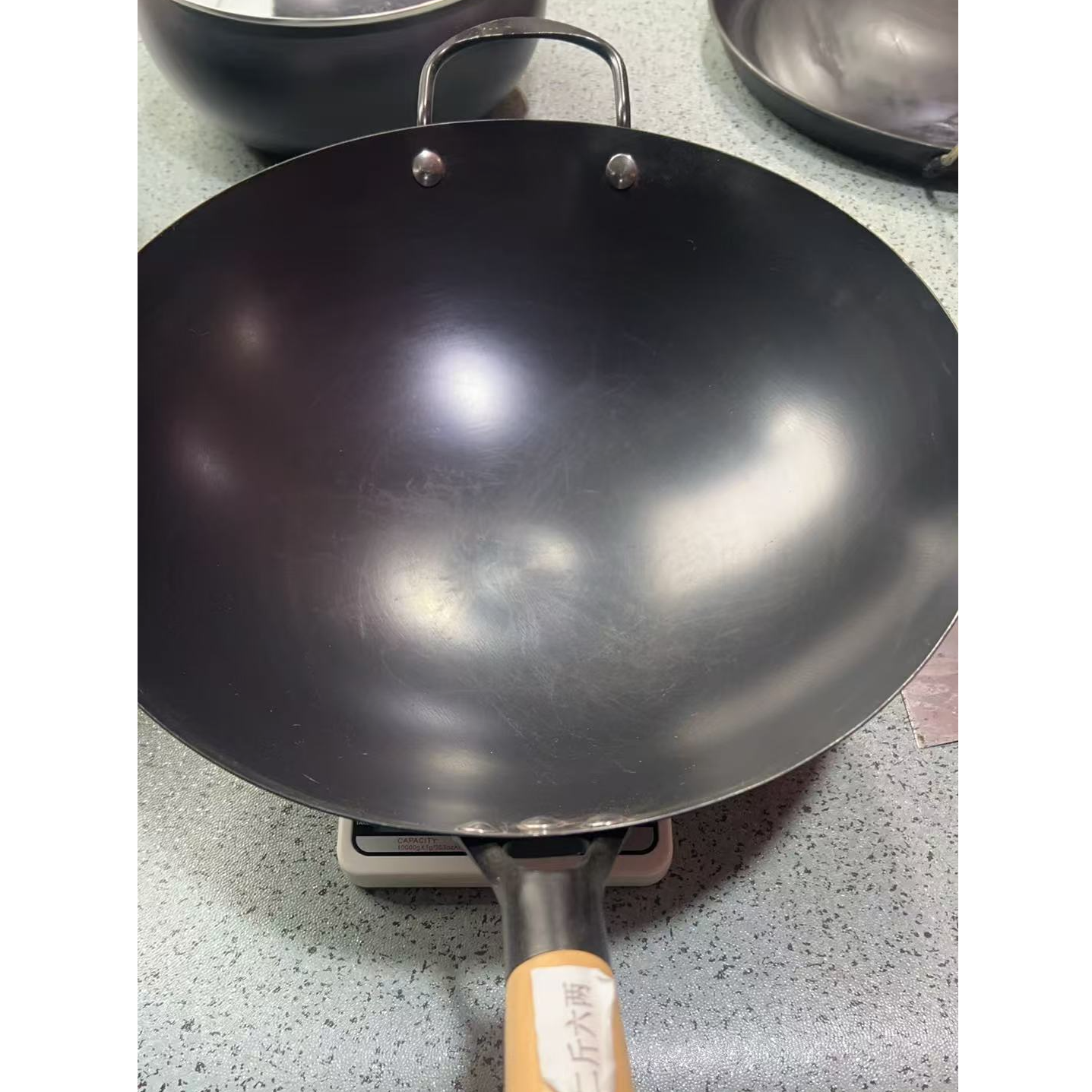 34cm圆底螺纹氮化炒锅4号（样品锅微瑕疵）