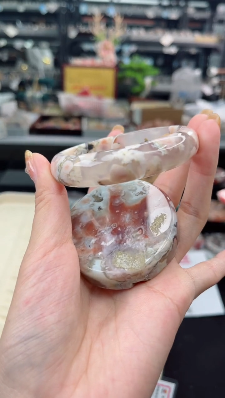 【闪购商品】石英质玉手镯未镶嵌56圈口（赠品镯心）6242040