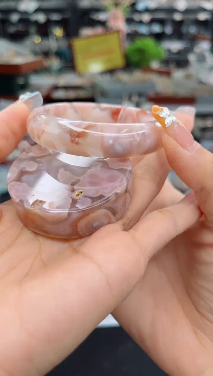 【闪购商品】石英质玉手镯未镶嵌53圈口（赠品镯心）6321634