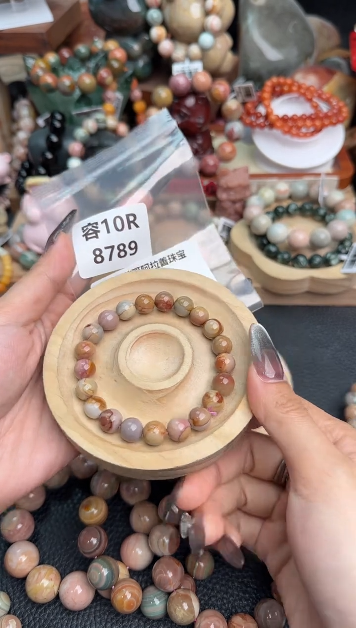 【闪购商品】石英质玉手链未镶嵌10R8789