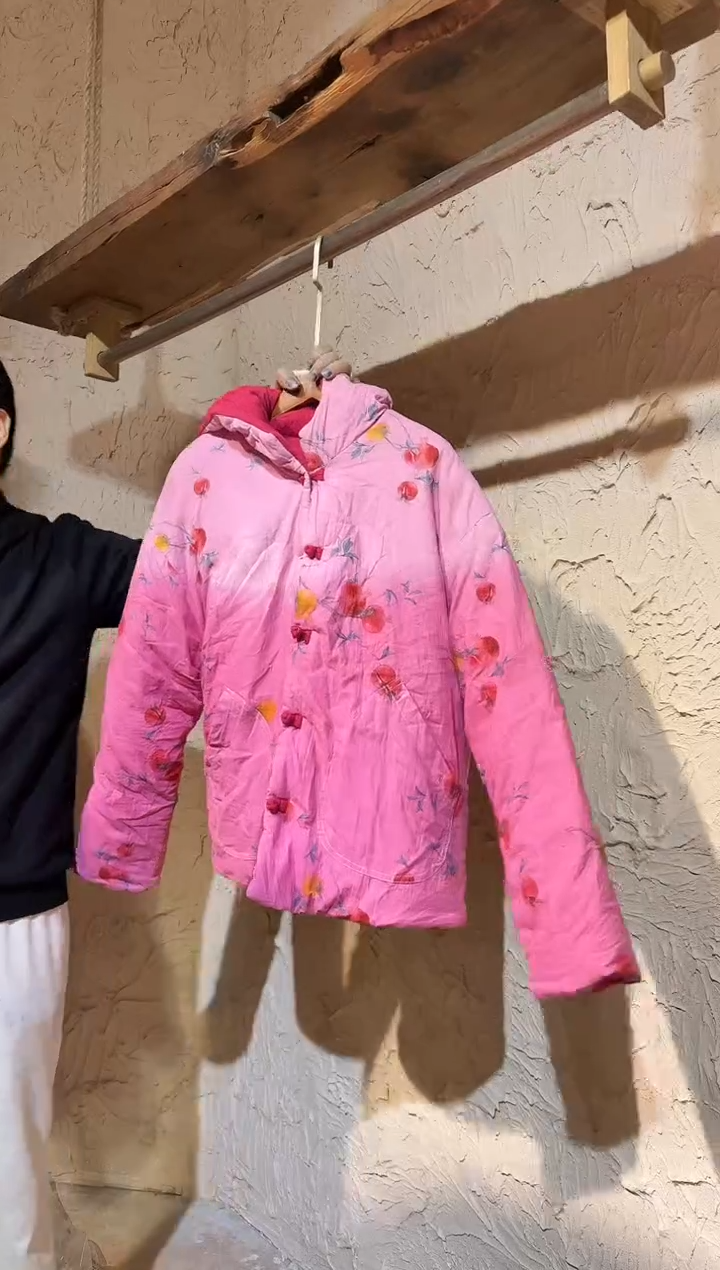 粉染植物染连帽石榴棉服小码