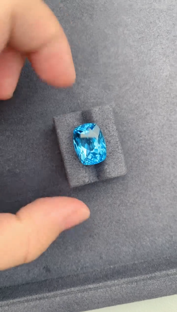 托帕石裸石14.4ct托帕石 GD