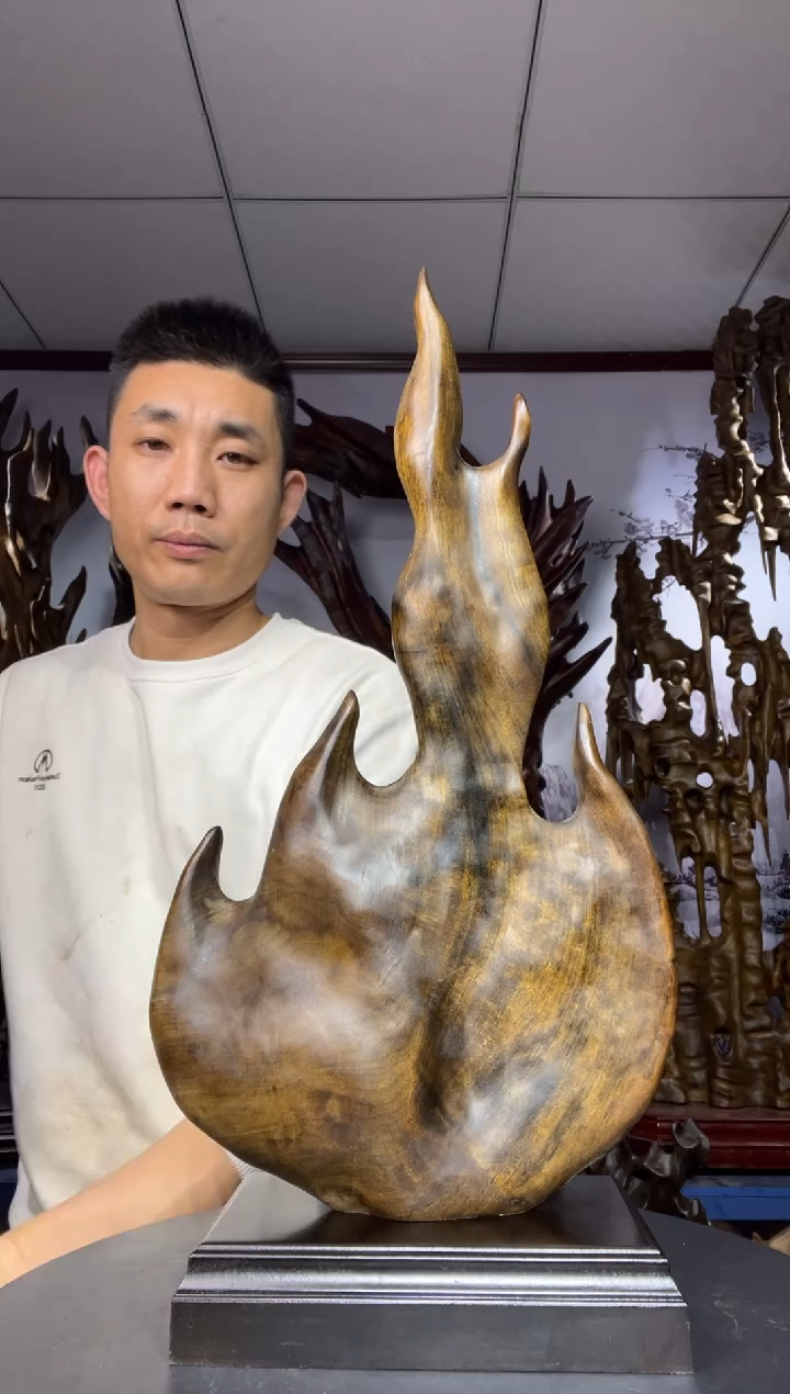 阴沉木木雕款?****️金丝楠木工艺品摆件