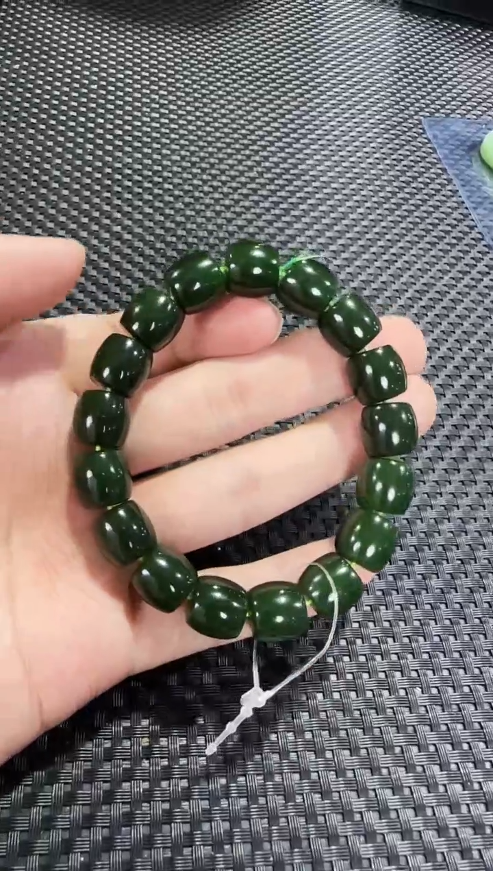 和田玉（碧玉）未镶嵌手串多样性发一
